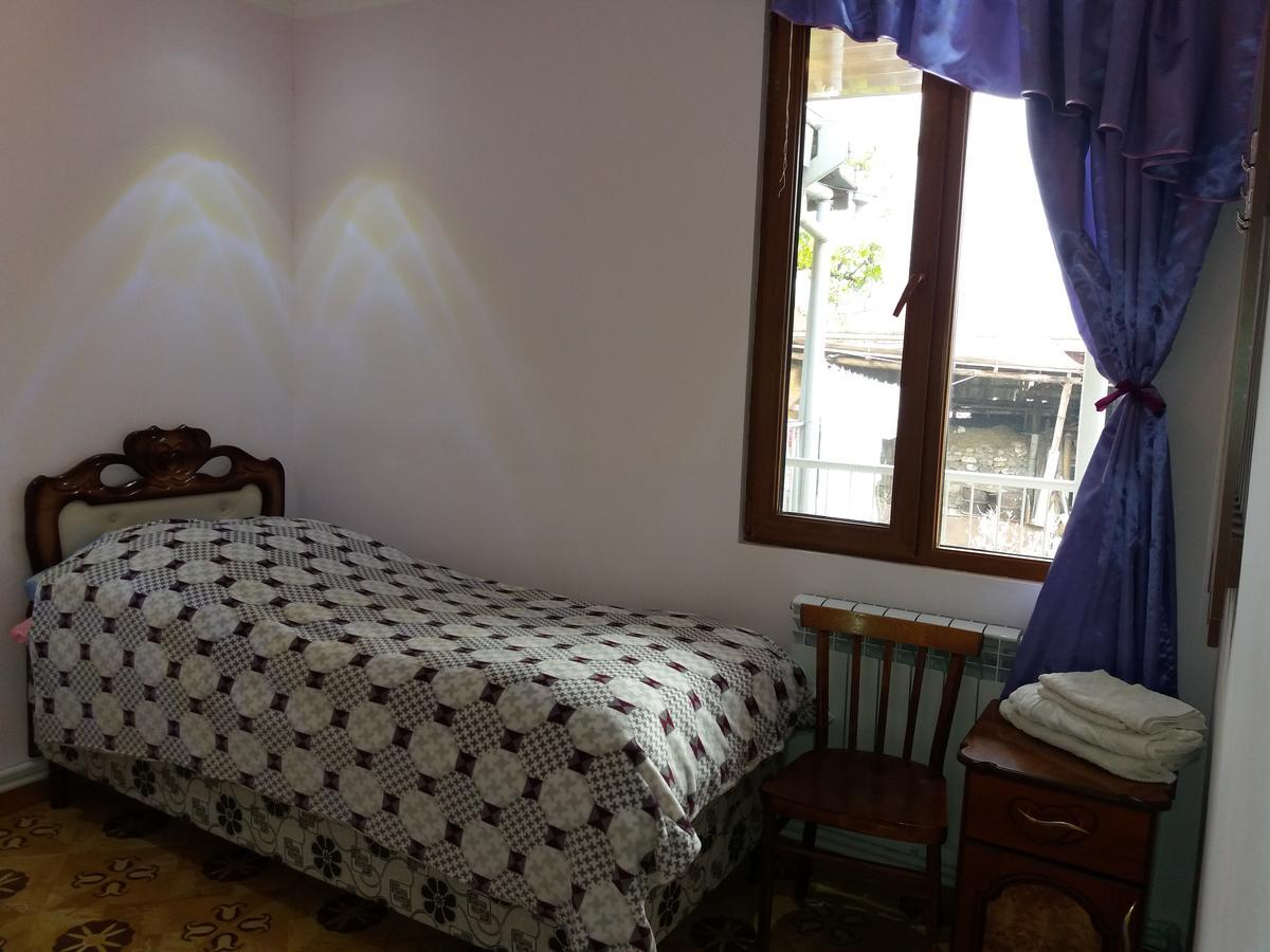 Aida Bed & Breakfast Татьєв Екстер'єр фото