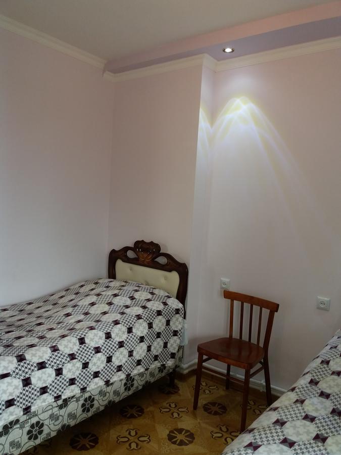 Aida Bed & Breakfast Татьєв Екстер'єр фото