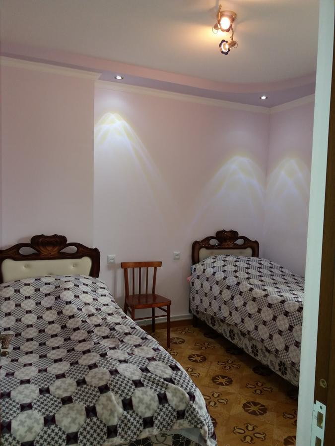 Aida Bed & Breakfast Татьєв Екстер'єр фото