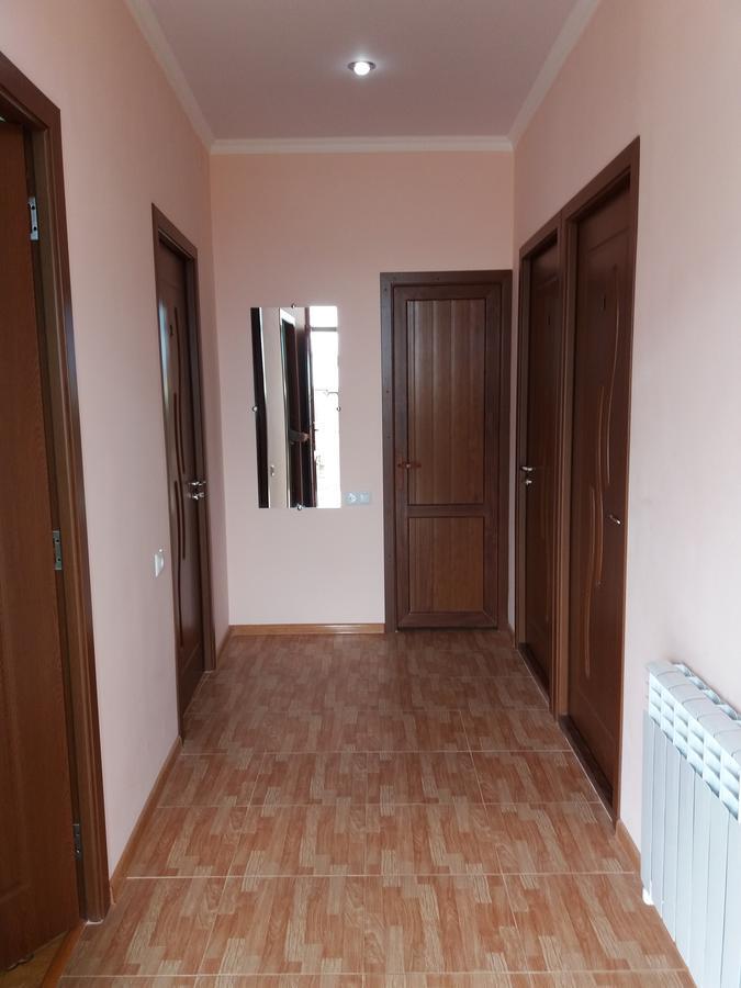Aida Bed & Breakfast Татьєв Екстер'єр фото